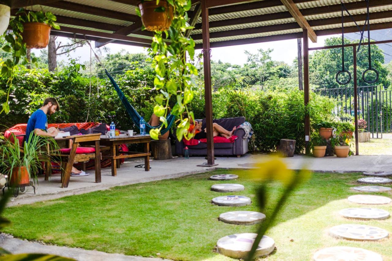 Bodhi Hostel & Lounge El Valle de Anton ภายนอก รูปภาพ
