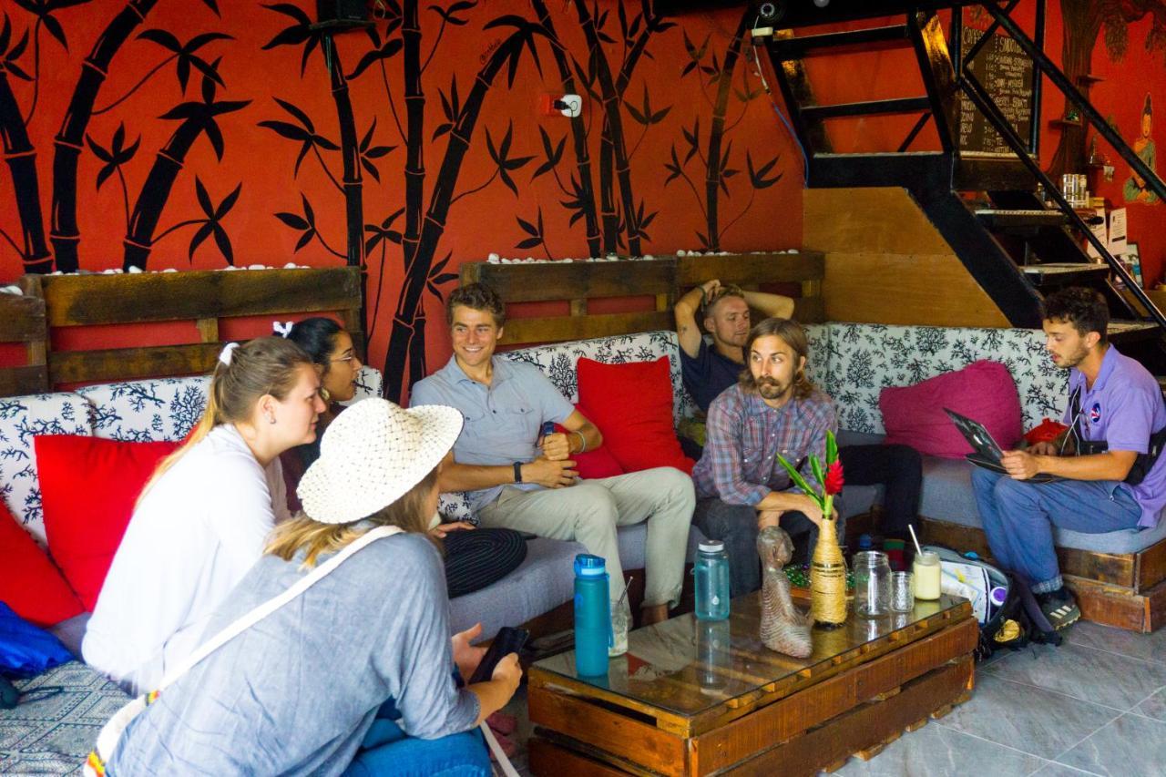 Bodhi Hostel & Lounge El Valle de Anton ภายนอก รูปภาพ